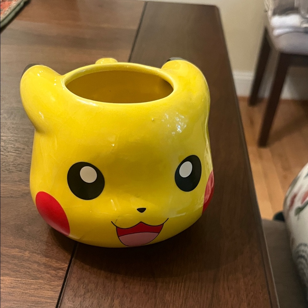 Pokemon Yellow Pikachu Ceramic Holder